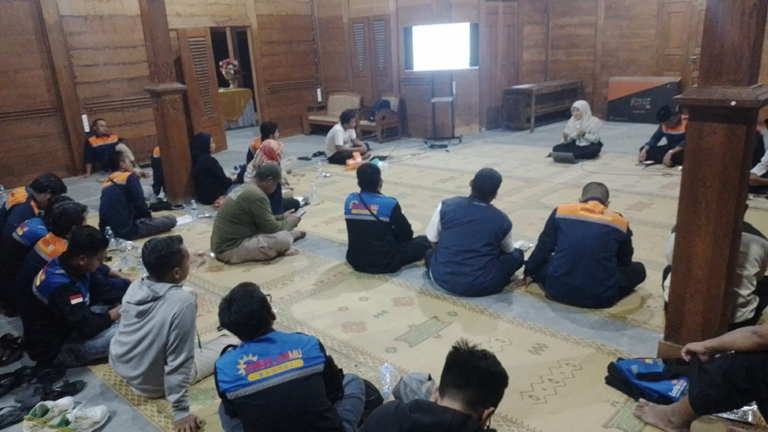FGD Ambulanmu Bantul: Pentingnya Kesadaran dan Pemahaman Driver Ambulanmu Mengenai Alat Pelindung Diri